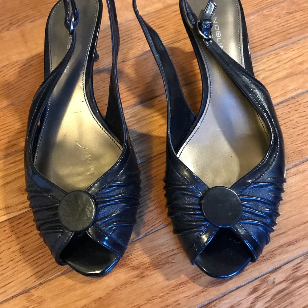Bandolino black open toe high heals